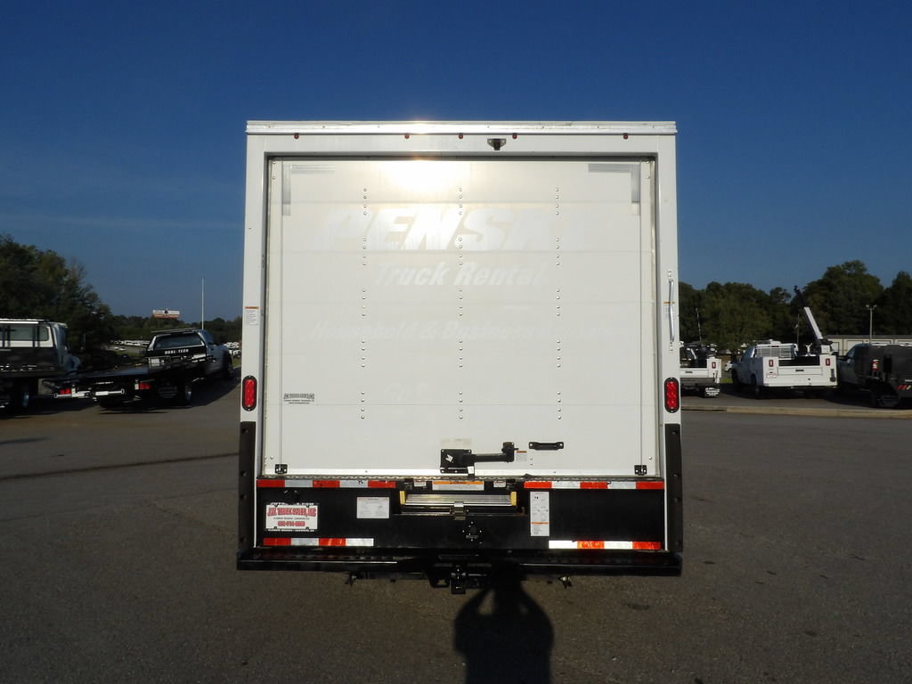 Used 2022 GMC Savana 3500 Extended w/ Power Convenience Package RWD image 6