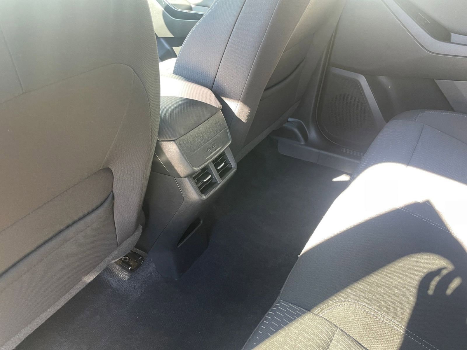 Used 2025 Chevrolet Equinox LT image 24