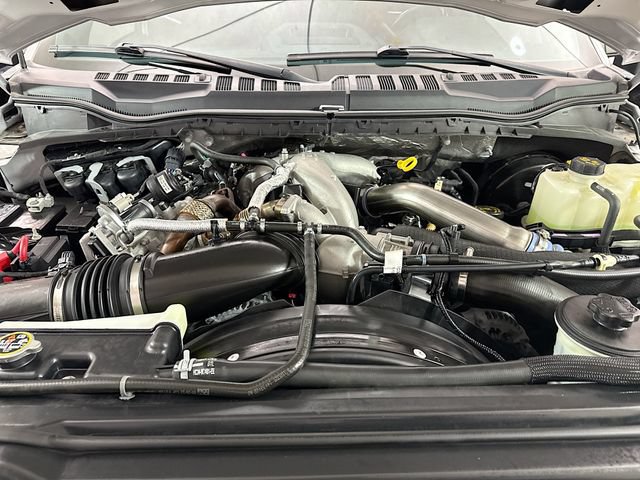 Used 2022 Ford F350 Platinum AWD/4WD image 30