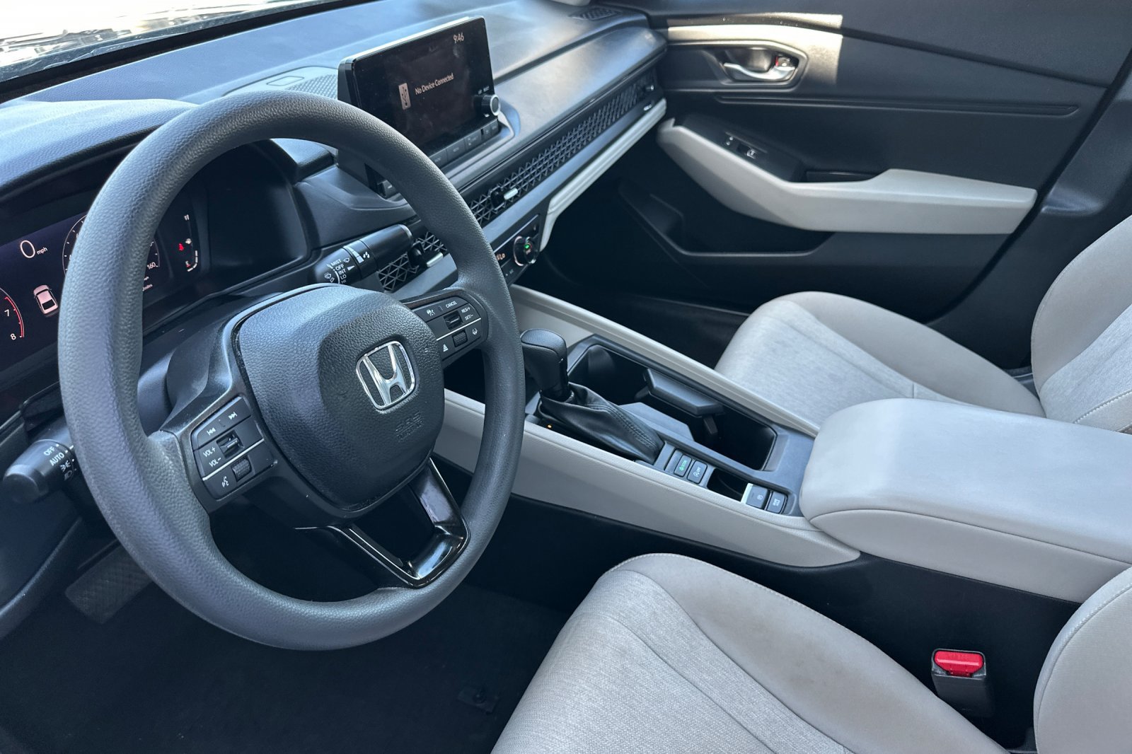 Used 2025 Honda Accord SE image 10