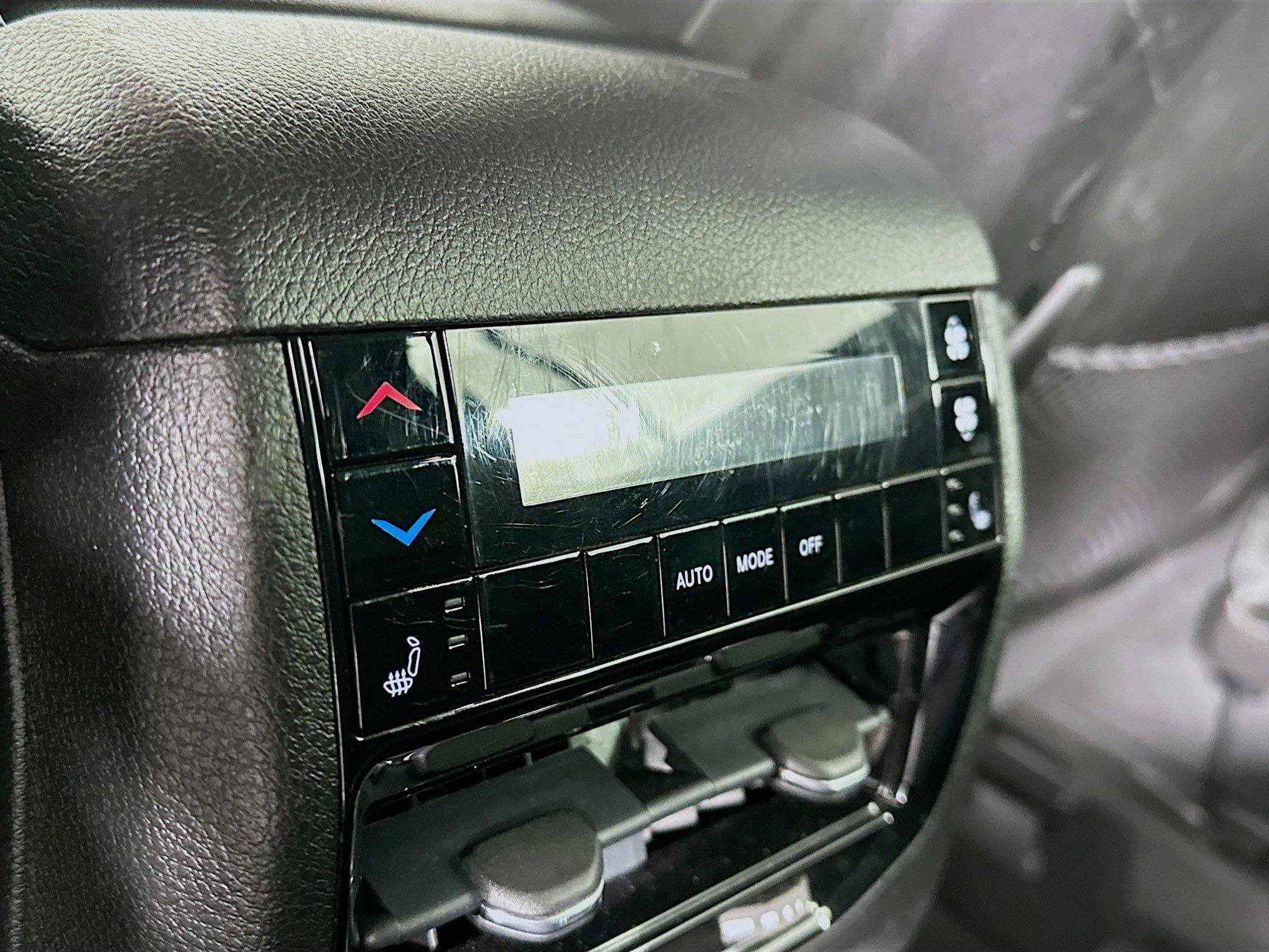 Used 2022 Jeep Grand Cherokee L Limited w/ Luxury Tech Group II image 26