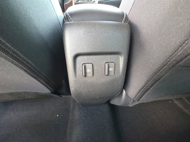 Used 2024 Nissan Kicks SV FWD image 23