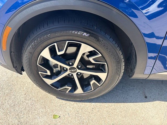 Used 2025 Kia Sportage EX w/ Premium Package FWD image 10