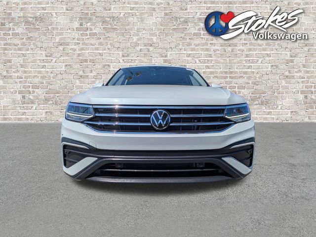 Certified 2023 Volkswagen Tiguan SE image 9