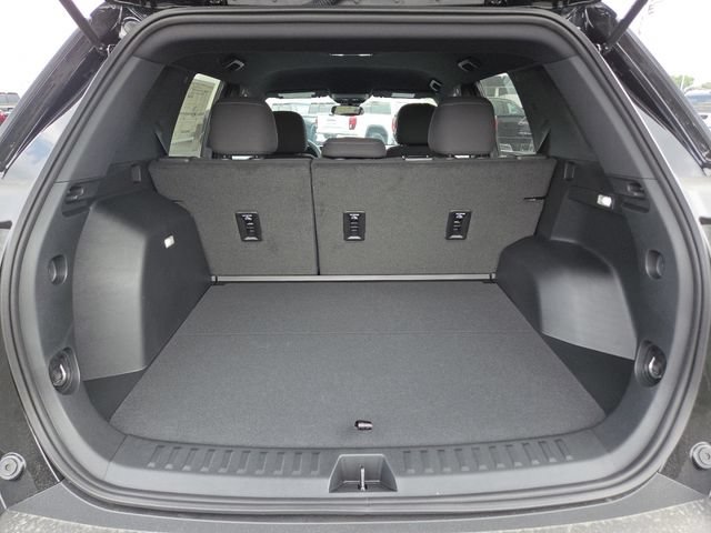 New 2027 Chevrolet Equinox LT FWD image 16