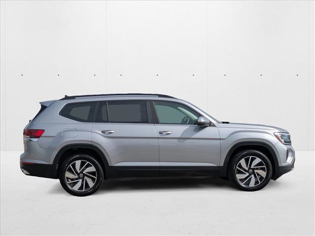 Used 2024 Volkswagen Atlas SE image 6