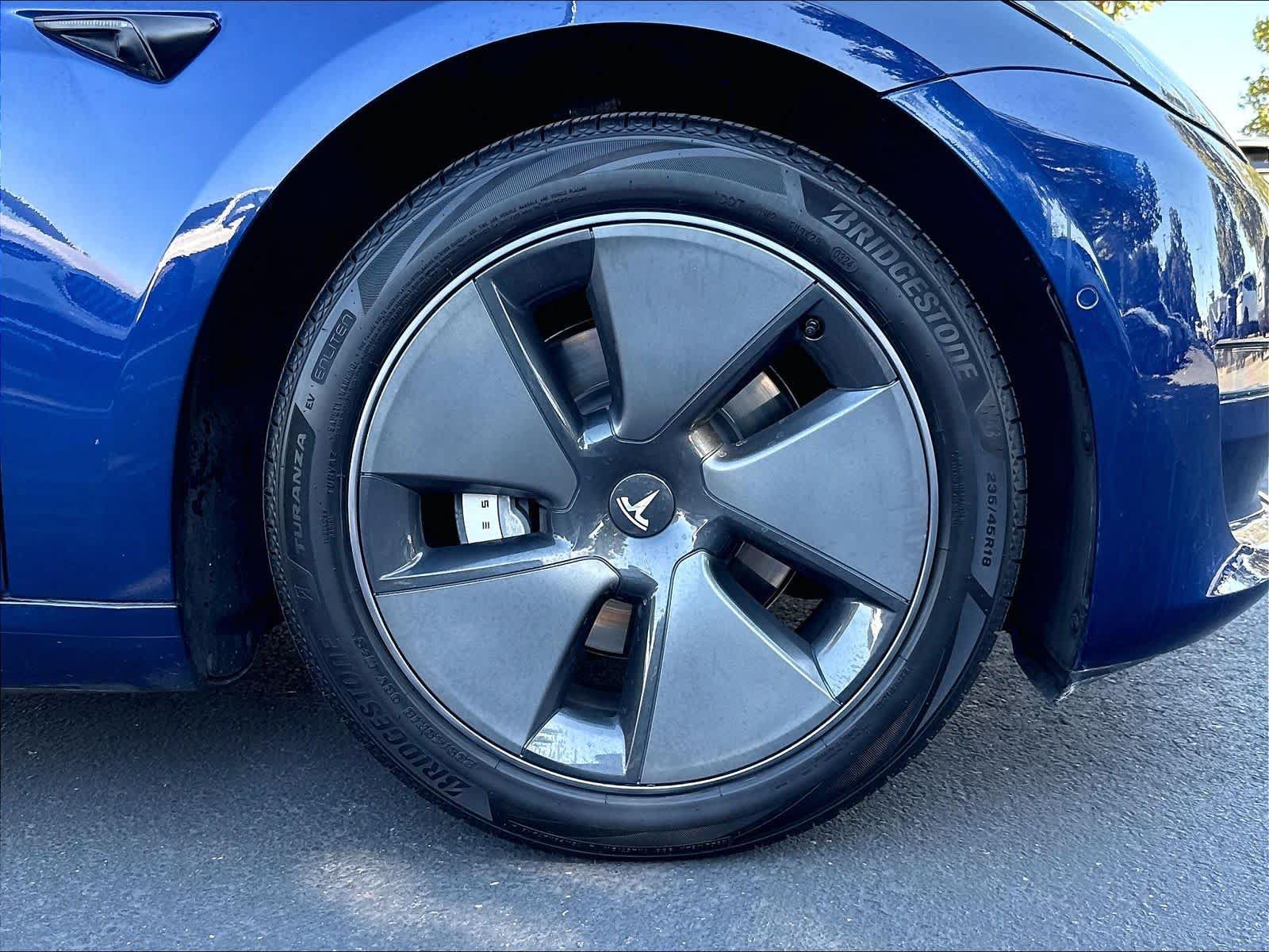 Used 2021 Tesla Model 3 Long Range AWD/4WD image 34