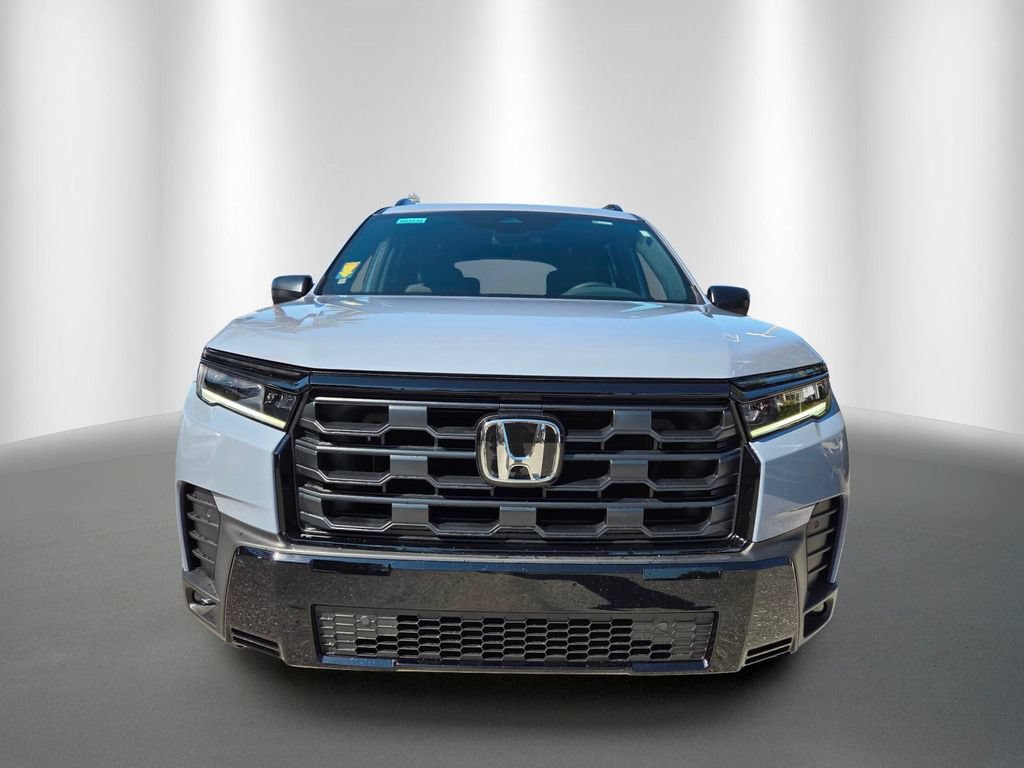 New 2026 Honda Pilot Sport image 2