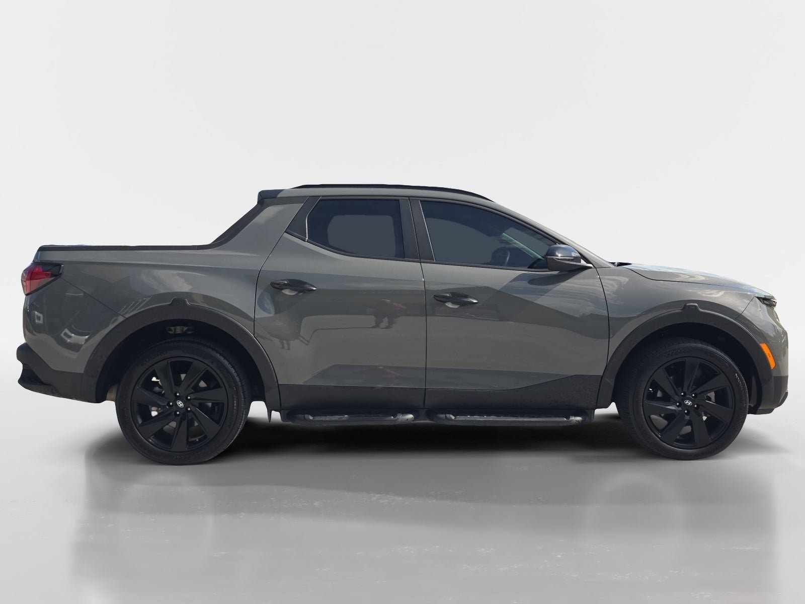 Used 2024 Hyundai Santa Cruz Night image 2