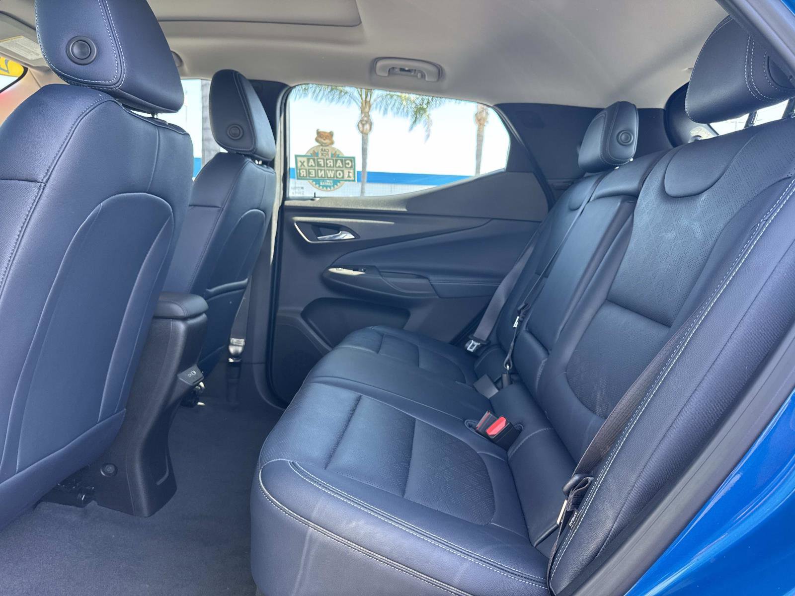 Used 2023 Chevrolet Bolt EUV Premier w/ Sun & Sound Package FWD image 26