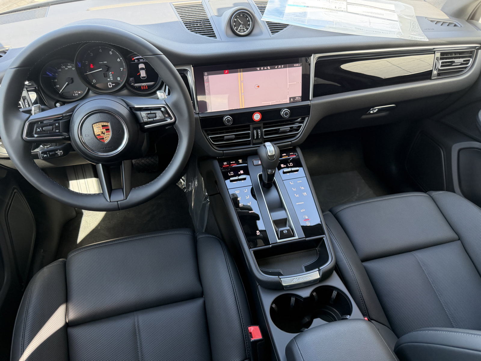 New 2026 Porsche Macan AWD/4WD image 14