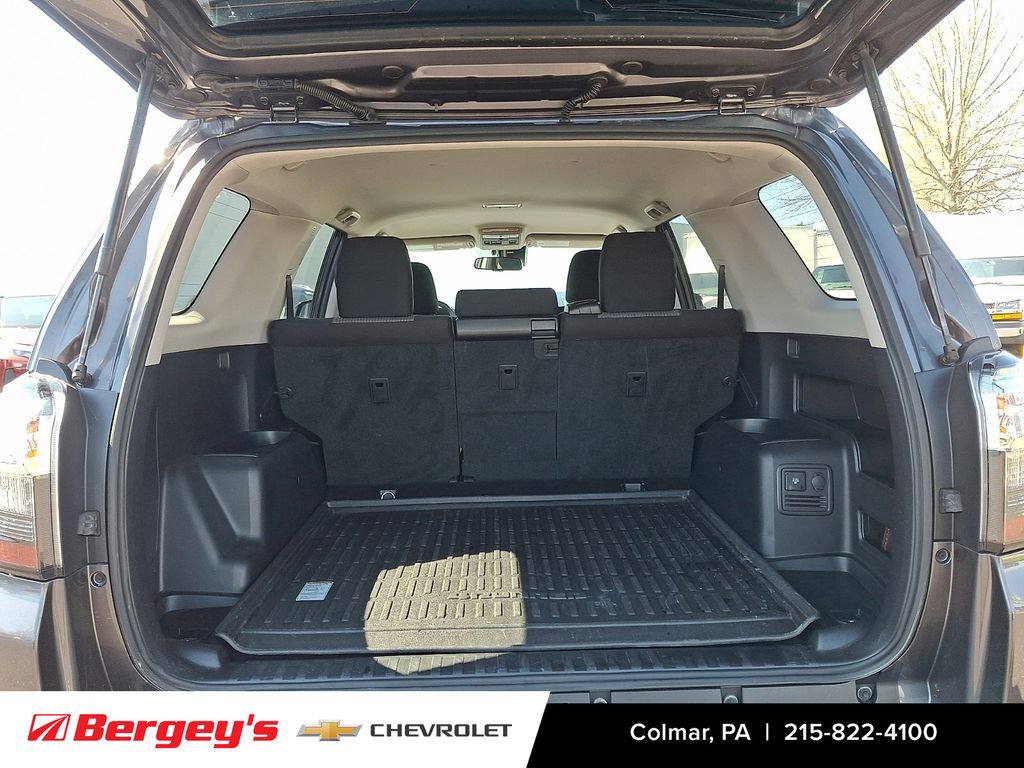 Used 2023 Toyota 4Runner SR5 image 32