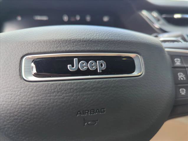 New 2026 Jeep Grand Cherokee L Limited w/ Limited Altitude Package image 19