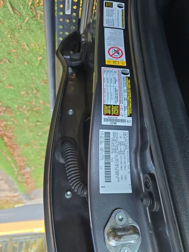 Used 2019 Toyota Tundra Limited image 17