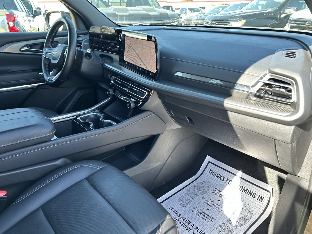 Certified 2025 Chevrolet Traverse LT AWD/4WD image 27