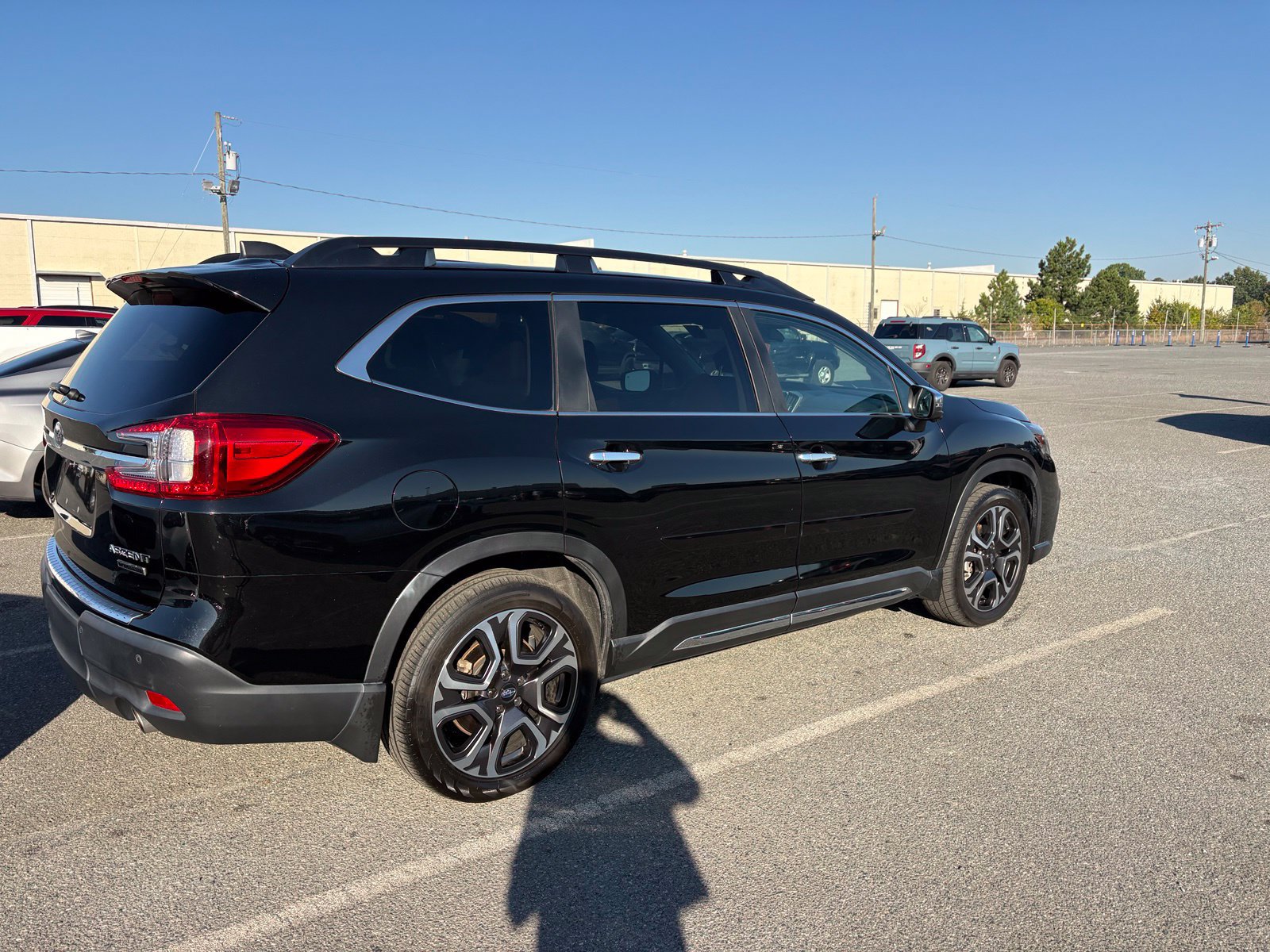 Used 2023 Subaru Ascent Touring AWD/4WD image 4