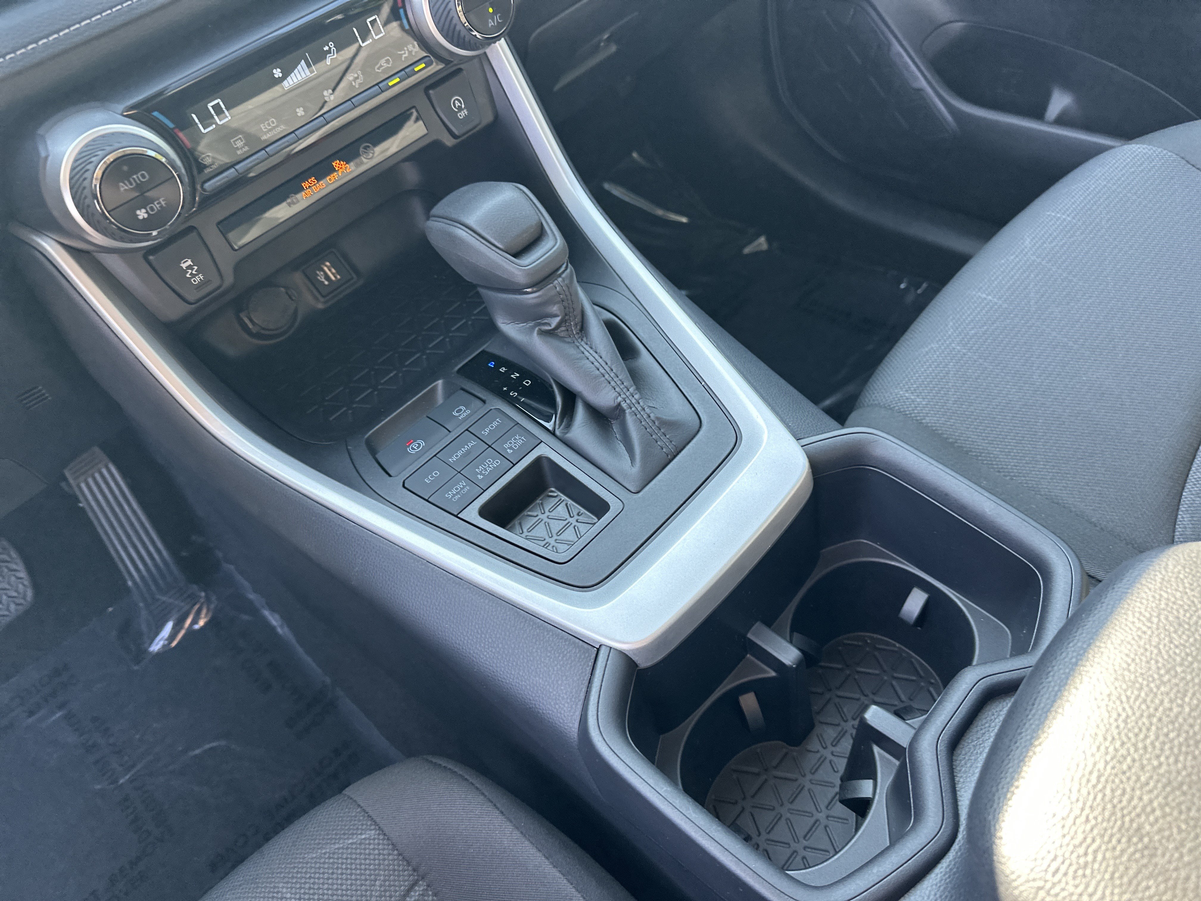 Certified 2025 Toyota RAV4 XLE AWD/4WD image 26