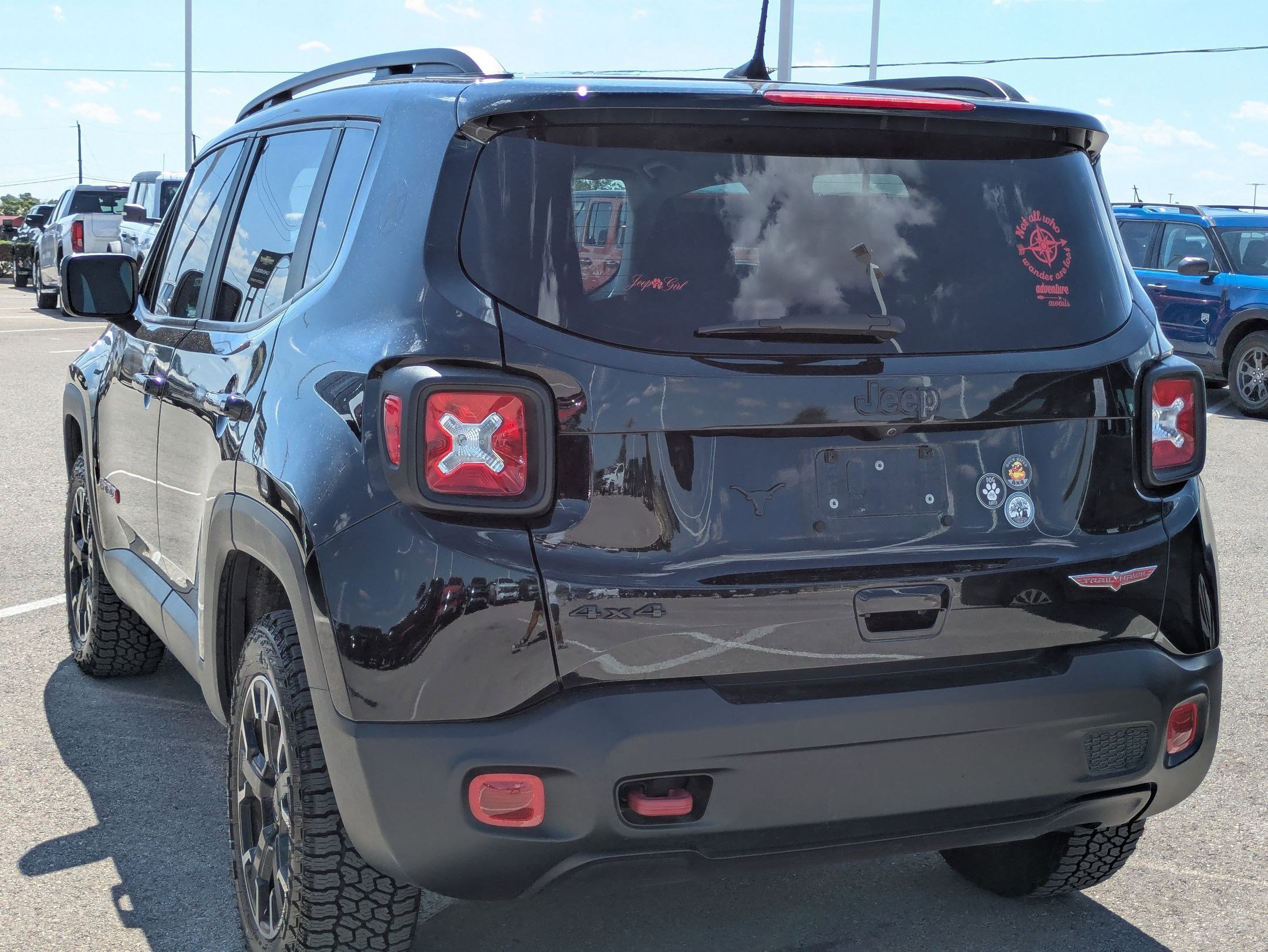 Used 2023 Jeep Renegade Trailhawk image 5