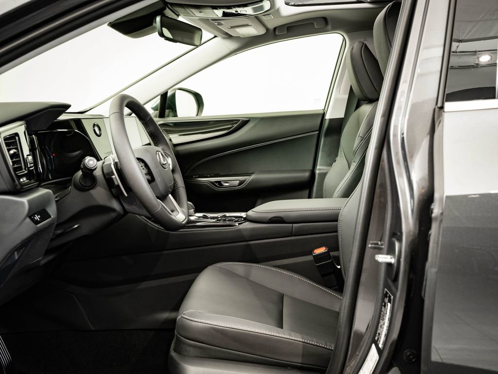New 2026 Lexus NX 350 AWD image 22