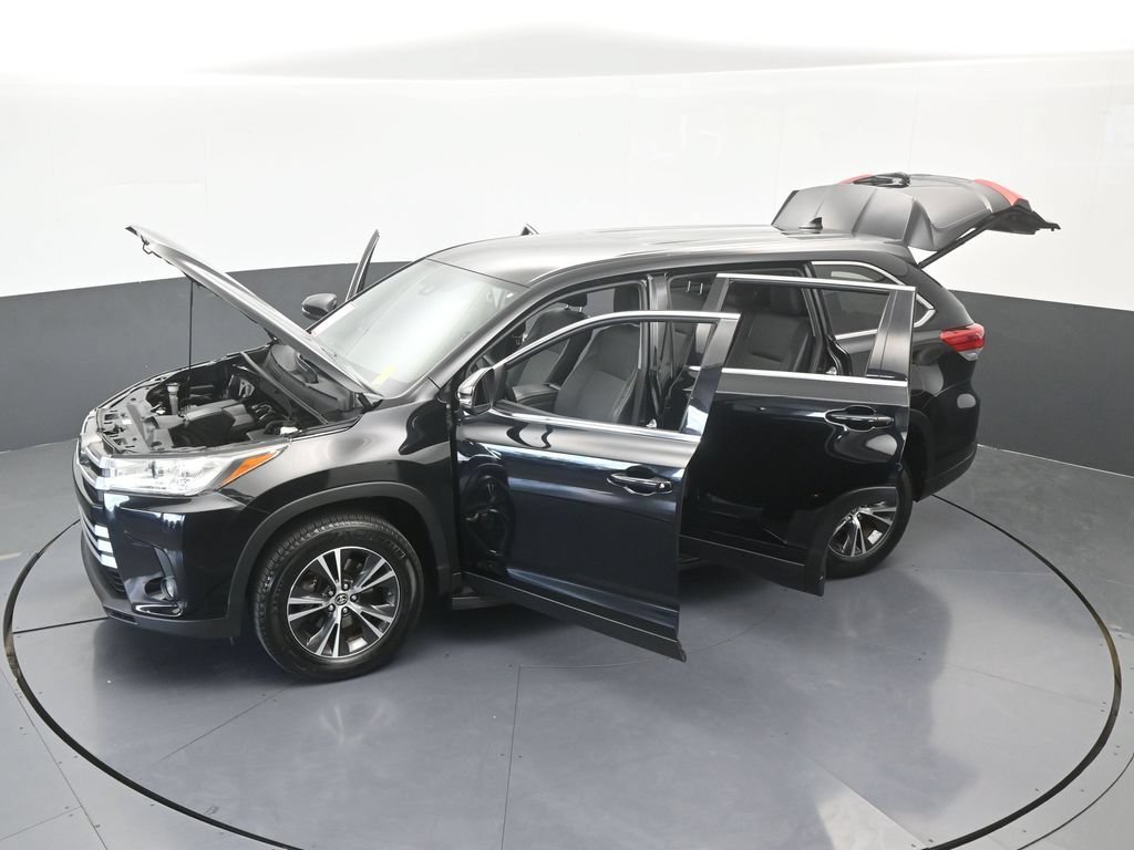 Used 2019 Toyota Highlander Plus FWD image 68