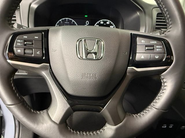 Used 2025 Honda Odyssey Touring image 18