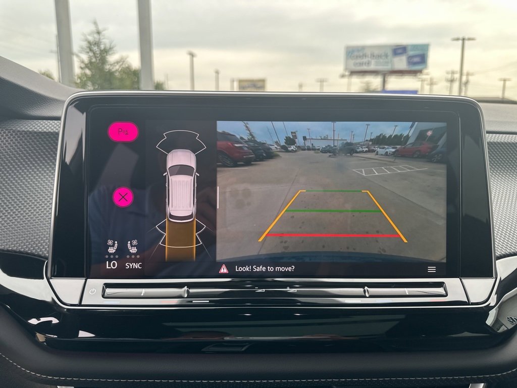 New 2025 Volkswagen Atlas Cross Sport SEL image 21