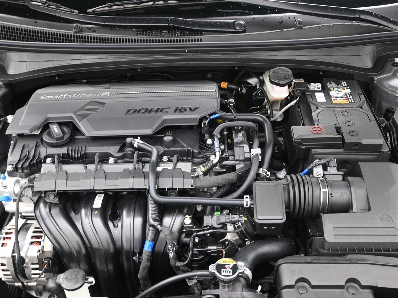 New 2026 Hyundai Elantra SE image 10