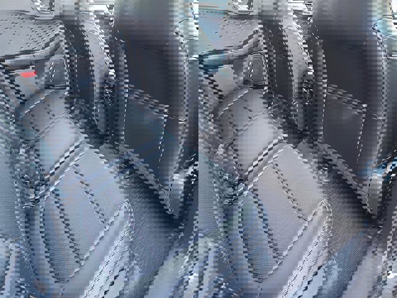 Used 2020 Ford Escape SEL image 11