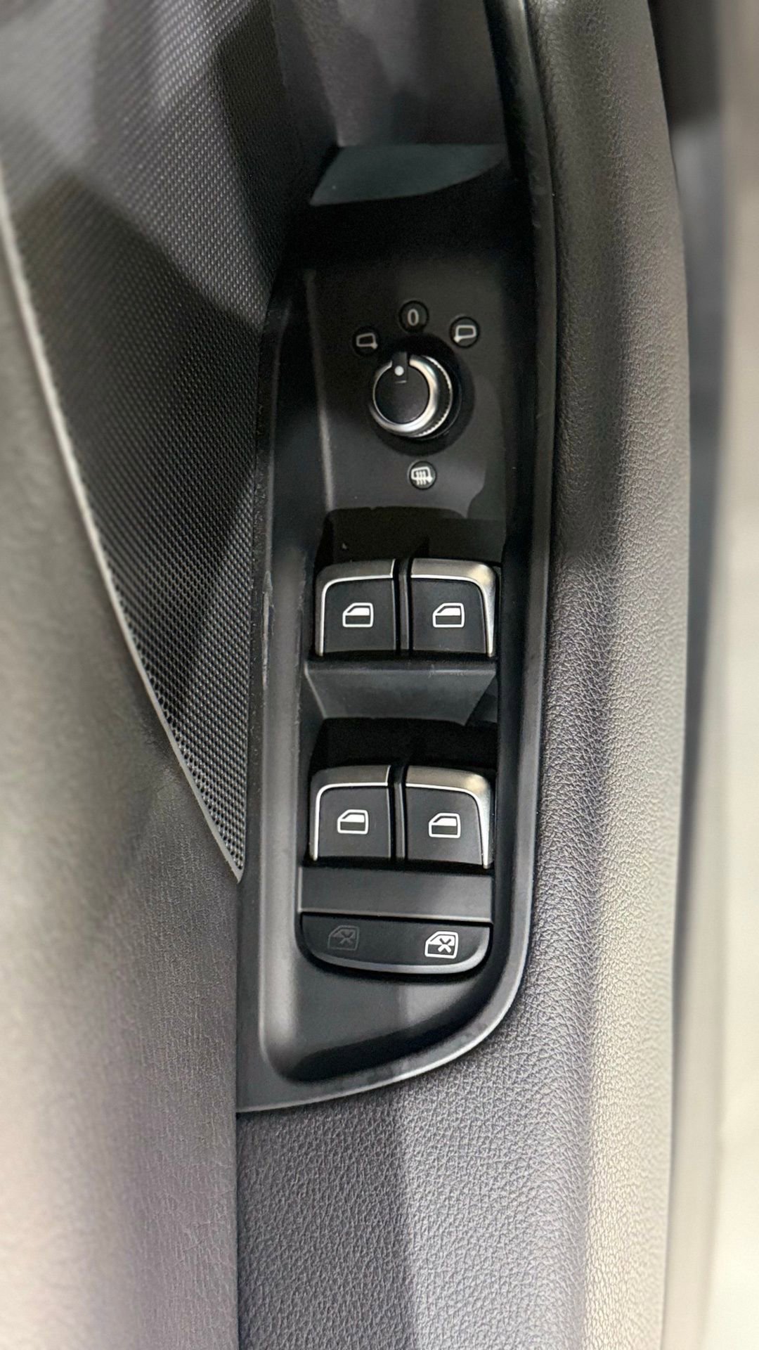 Used 2016 Audi S3 Premium Plus image 32