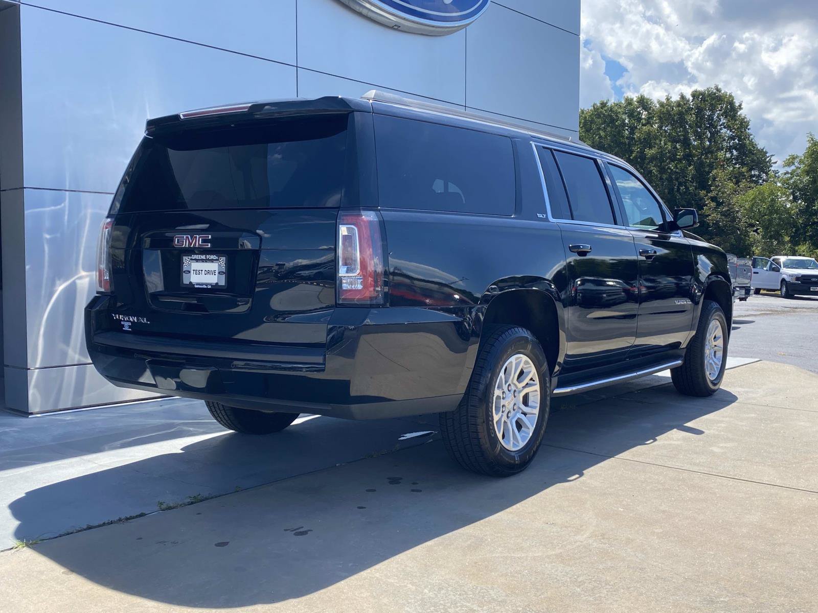 Used 2018 GMC Yukon XL SLT RWD image 4