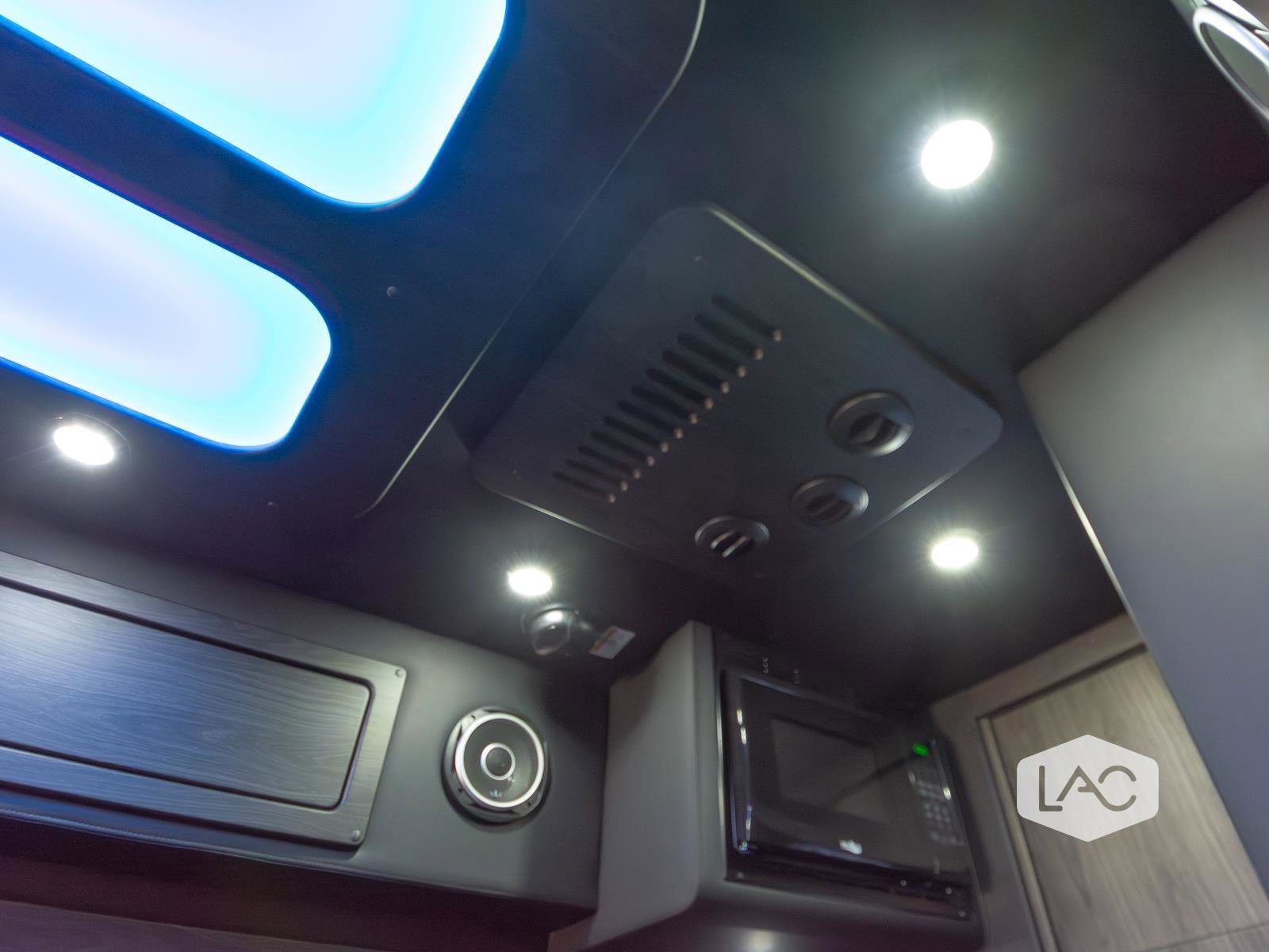 Used 2025 Mercedes-Benz Sprinter 3500 image 14