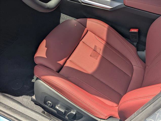 New 2026 BMW 330i Sedan RWD image 4