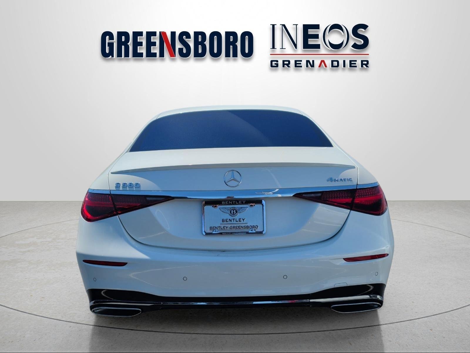 Used 2022 Mercedes-Benz S 580 4MATIC Sedan w/ AMG Line Package image 4