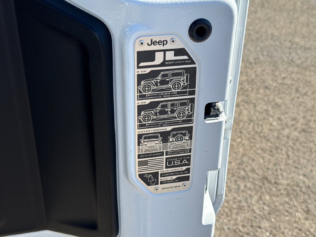 Used 2019 Jeep Wrangler Unlimited Rubicon AWD/4WD image 13