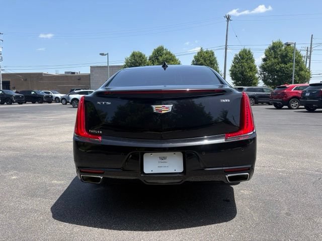 Used 2019 Cadillac XTS Luxury FWD image 4