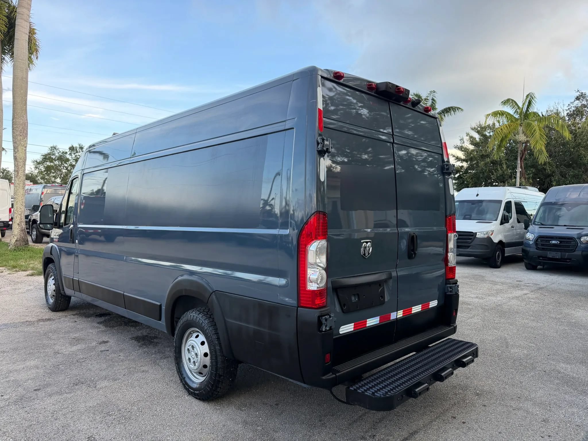 Used 2021 RAM ProMaster 3500 159 High Roof Extended FWD image 3