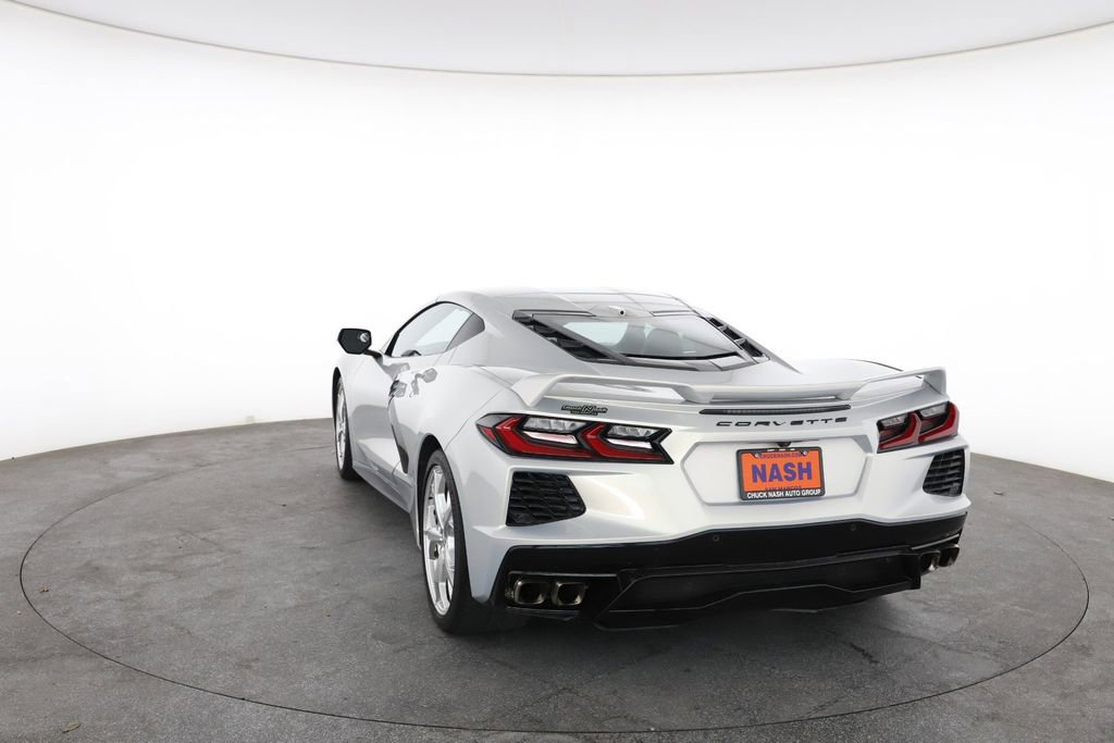 Used 2021 Chevrolet Corvette Stingray Preferred Cpe w/ Z51 Performance Package RWD image 10