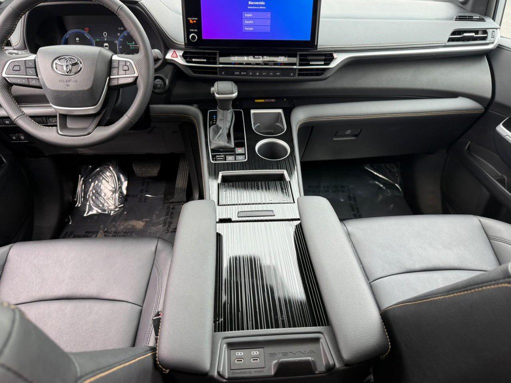 Certified 2026 Toyota Sienna XLE Woodland Edition AWD/4WD image 12