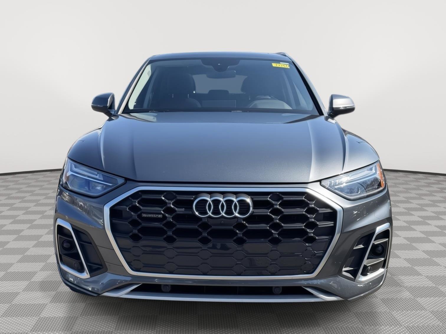 Used 2023 Audi Q5 2.0T Premium Plus w/ Premium Plus Package image 2