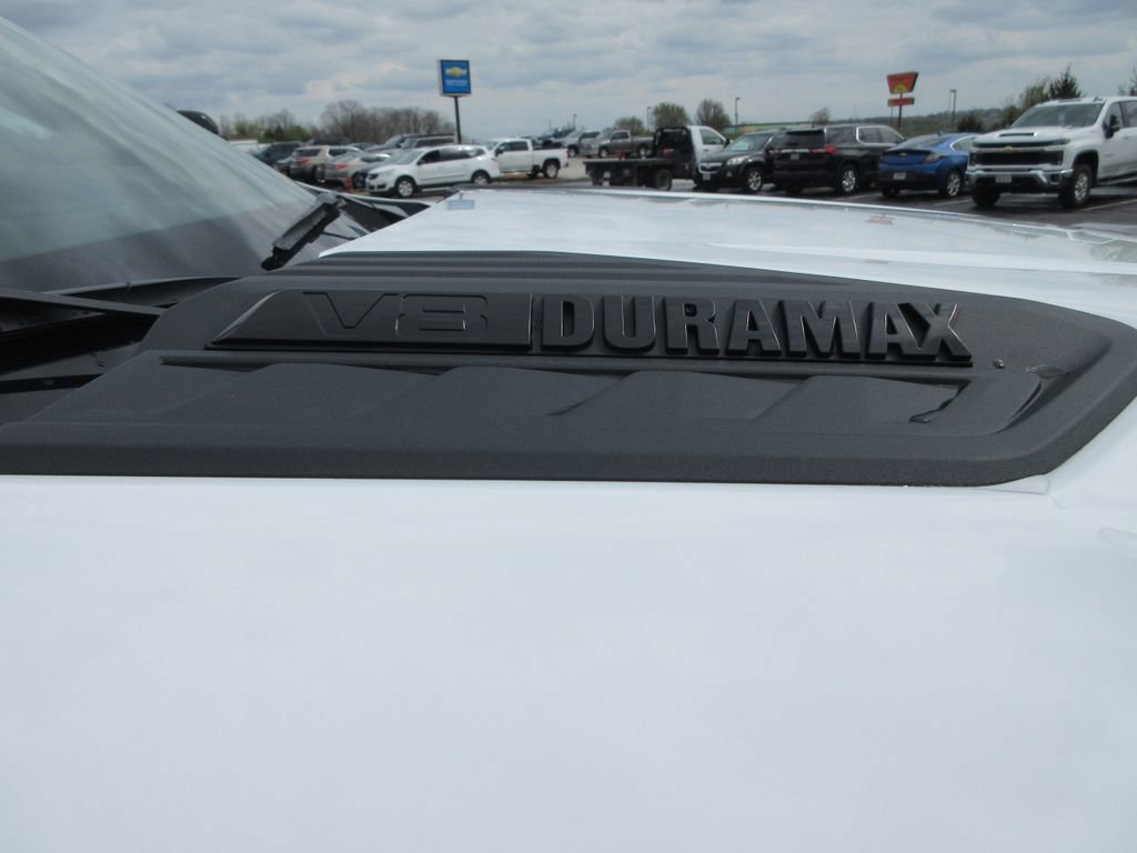 New 2026 Chevrolet Silverado 3500 LT w/ Trail Boss Package AWD/4WD image 9