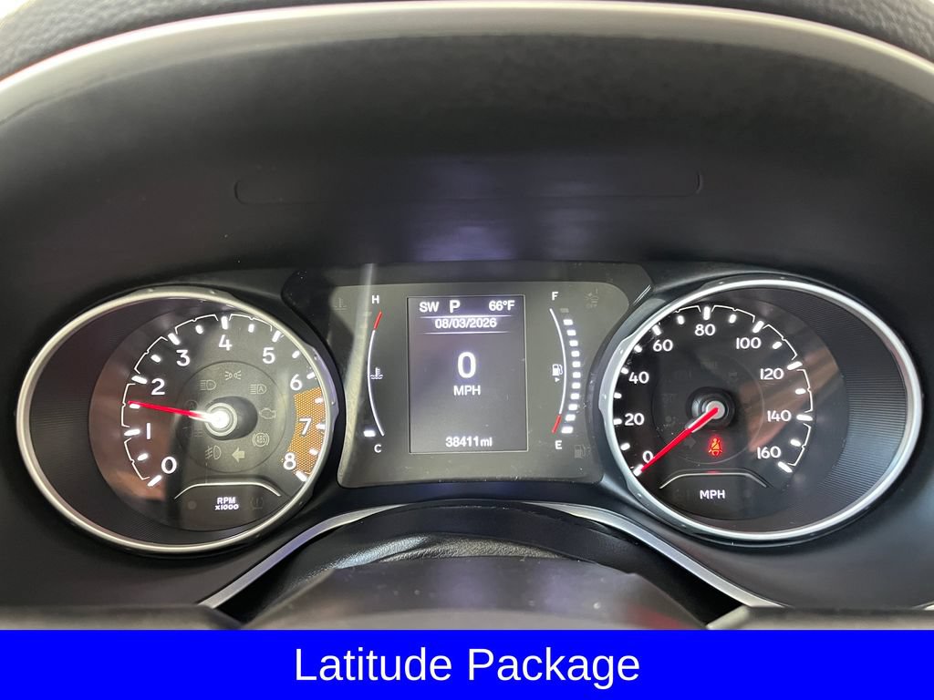 Used 2020 Jeep Compass Latitude w/ Cold Weather Group AWD/4WD image 4