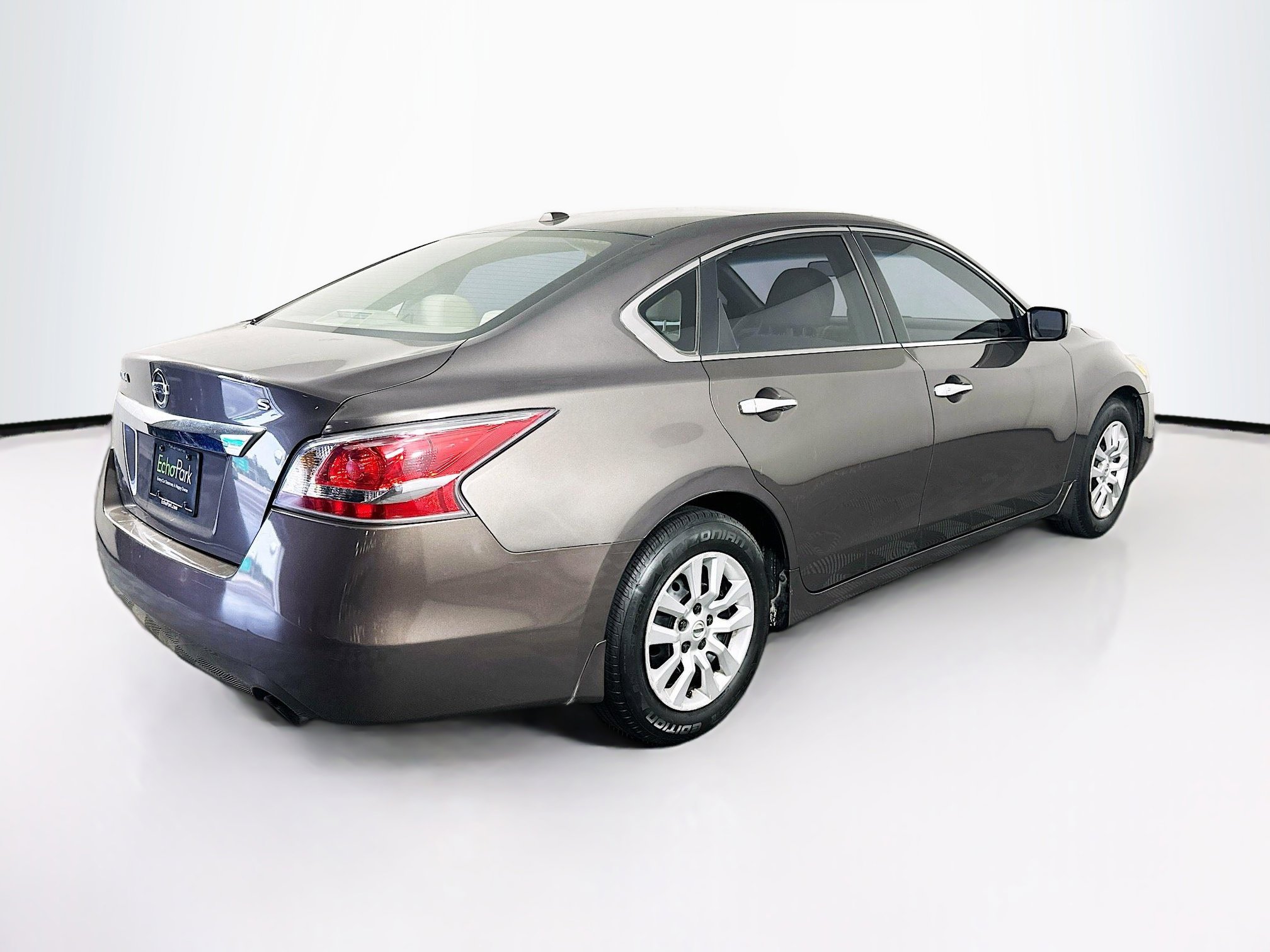 Used 2015 Nissan Altima 2.5 S w/ Power Driver Seat Package FWD image 9