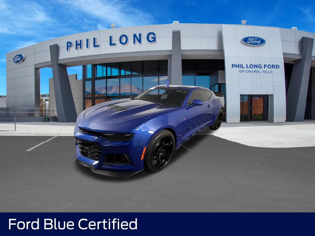 Used 2020 Chevrolet Camaro LT RWD image 1
