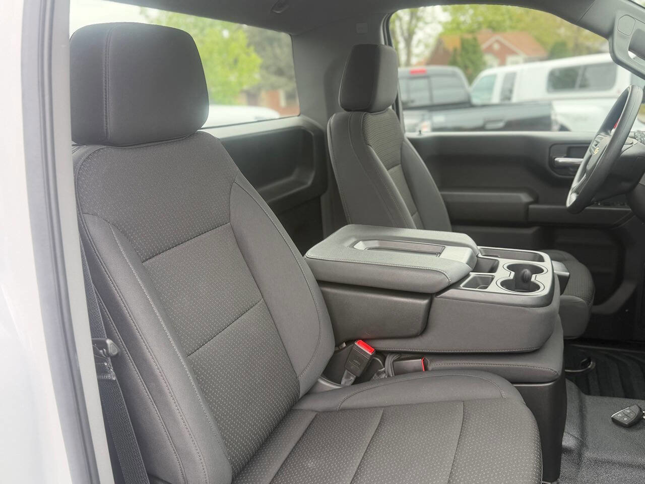 Used 2025 Chevrolet Silverado 1500 W/T RWD image 78