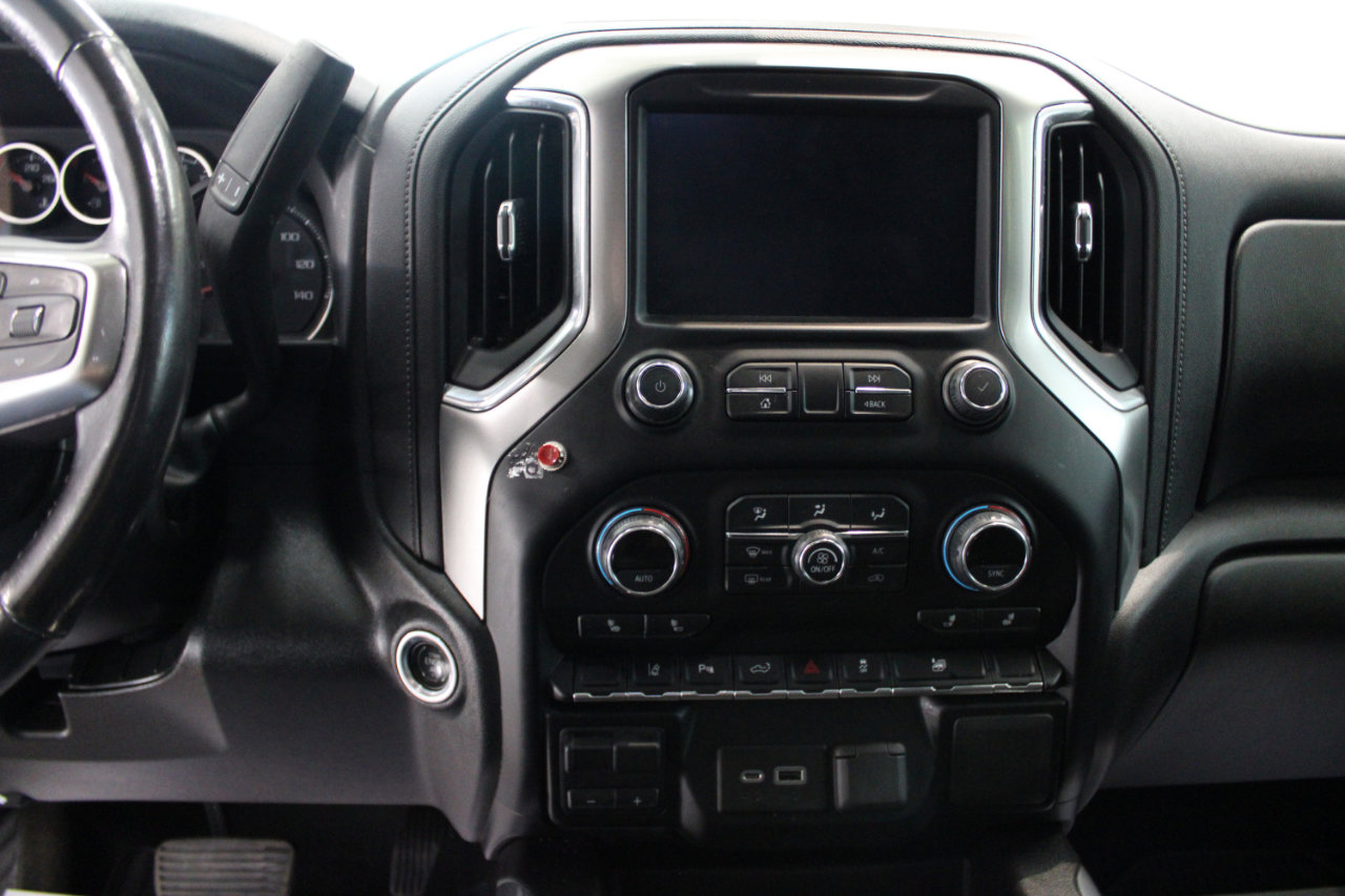 Used 2021 Chevrolet Silverado 2500 LT w/ Convenience Package image 17