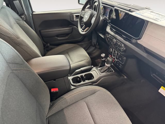 New 2026 Jeep Gladiator Sport AWD/4WD image 4