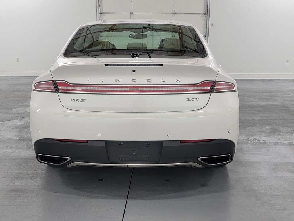 Used 2017 Lincoln MKZ Premiere FWD image 7