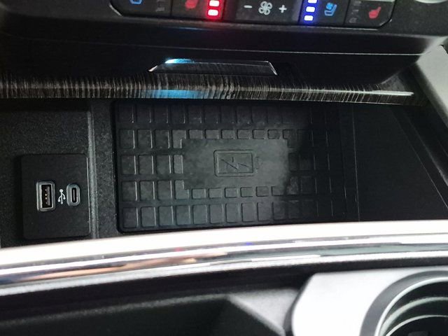 Used 2021 Ford F250 Lariat w/ Lariat Ultimate Package image 32