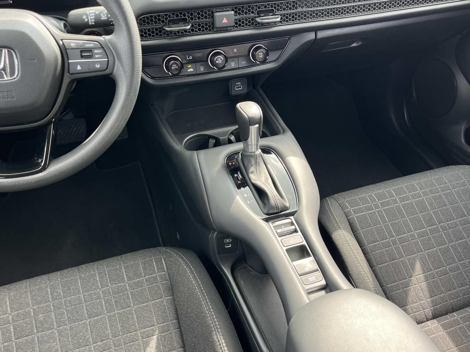Used 2025 Honda HR-V LX image 14