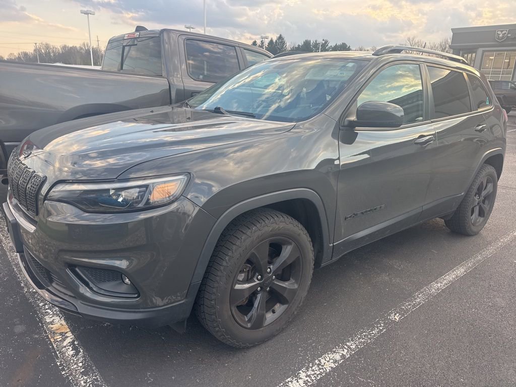 Used 2019 Jeep Cherokee Latitude Plus image 5
